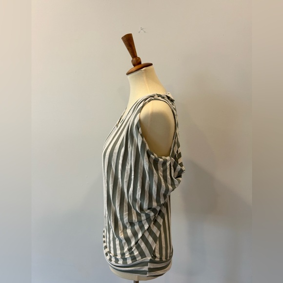 ANTHROPOLOGIE GREYLIN SHIRT! - Picture 2 of 4